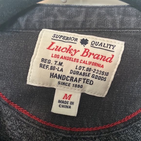 Lucky Brand - dark gray heathered mens shirt - size M - Picture 3 of 5